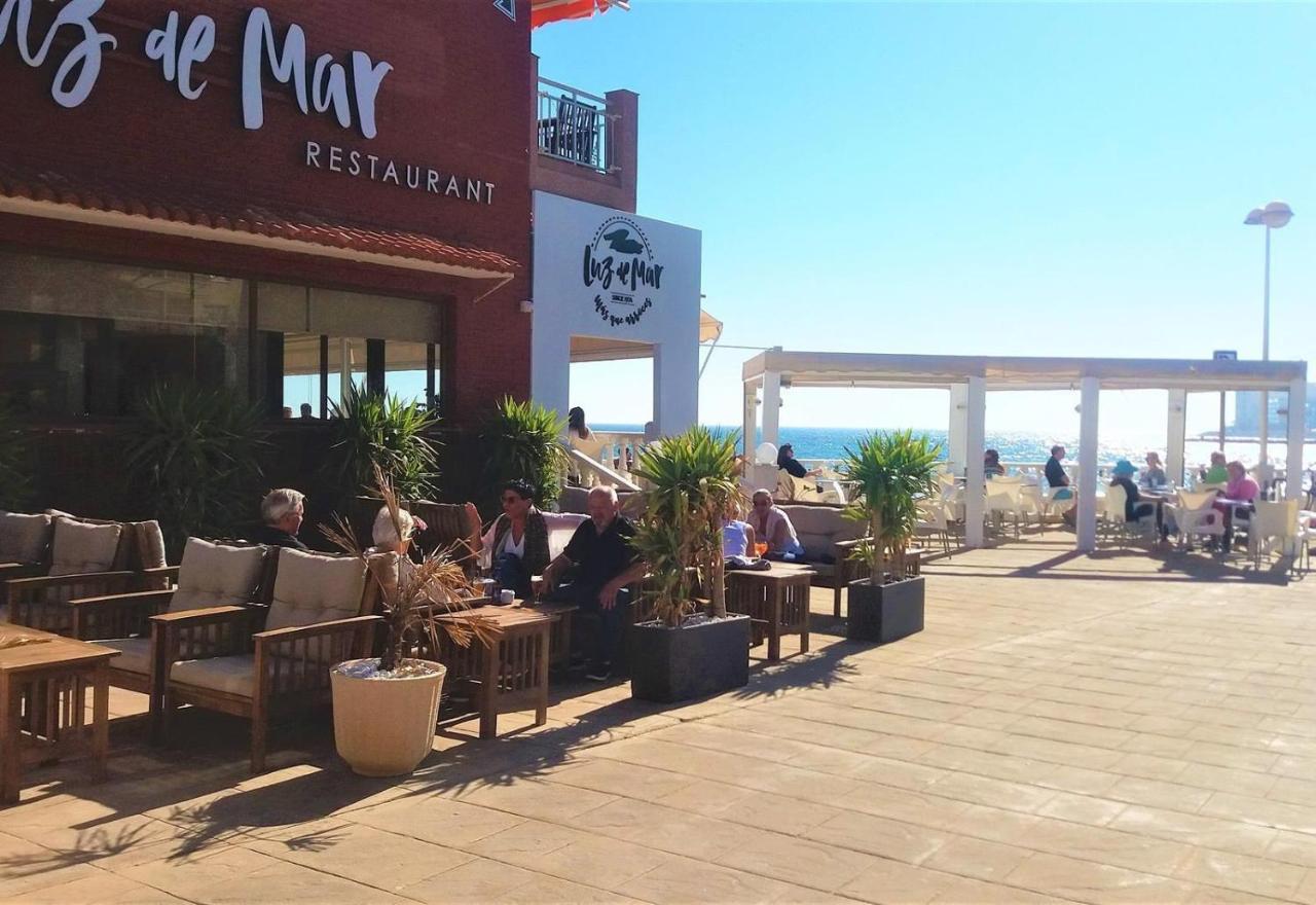 Duquesa Beach Торевиеха Екстериор снимка