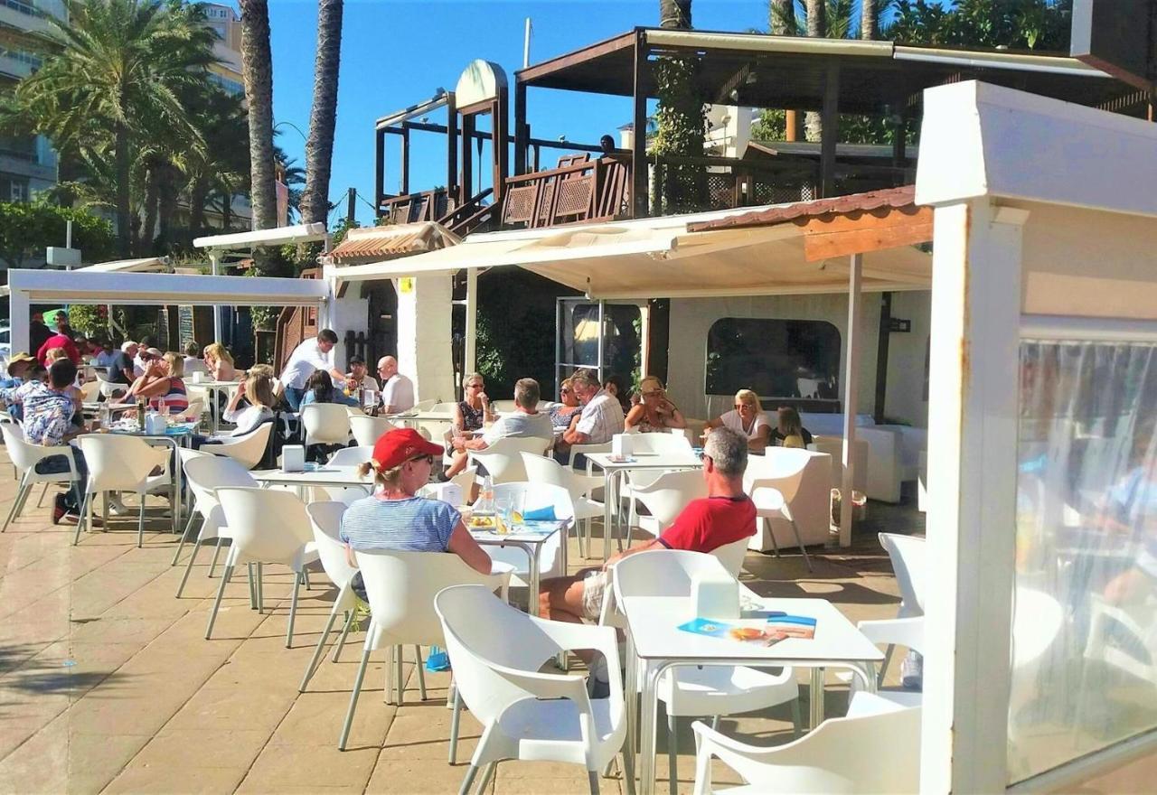 Duquesa Beach Торевиеха Екстериор снимка